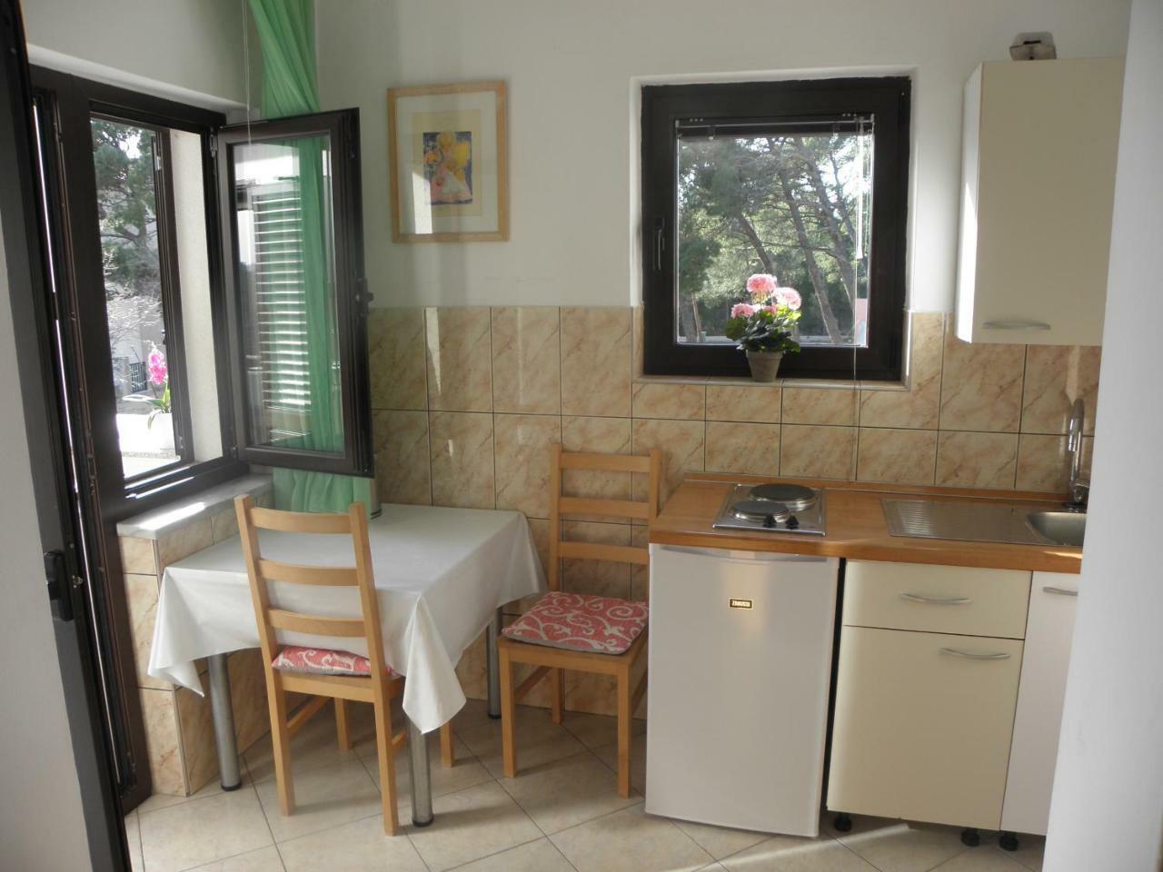 Apartman Ive Starigrad Exterior photo